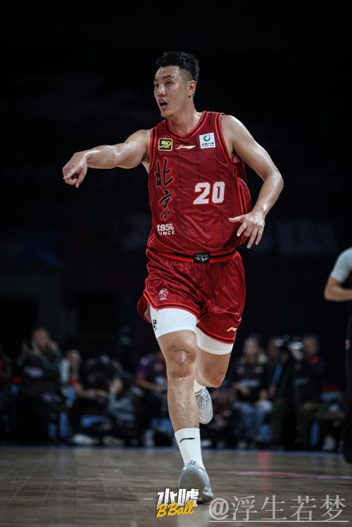 征战赛场15载,翟晓川:仍感充满力量和激情 征战赛场15载,翟晓川:仍感充满力量和激情